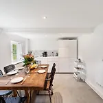 Feriehus Carolinen Hof 2 *